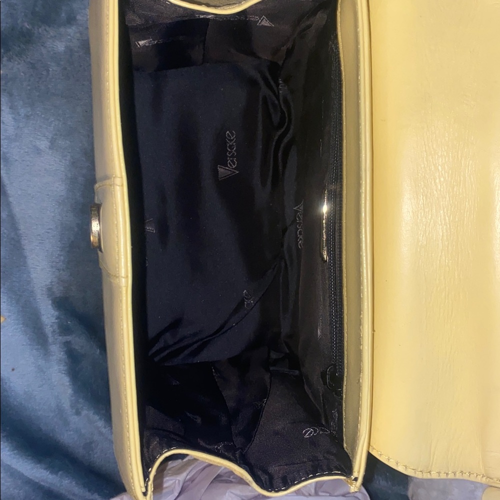 Authentic GIANNI VERSACE VINTAGE LEATHER TOP HANDLE BAG - Picture 10 of 13